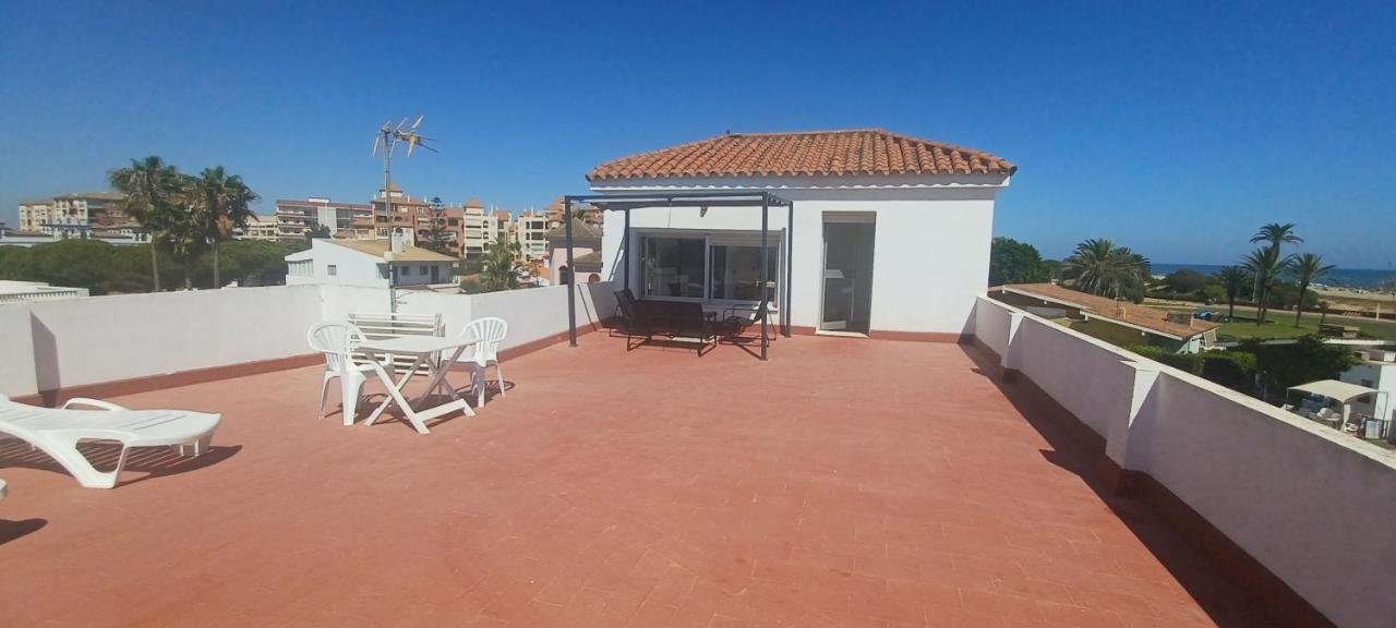 Oh! Cinnamon Beach Guest House Исла-Канела Экстерьер фото